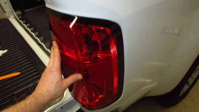 How to change a tail light bulb